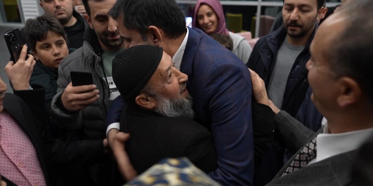 Kurum, Tuzla Toki Konutları Hak Sahipleriyle Bir Araya Geldi