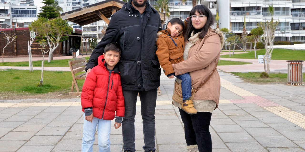 Depremden 'Yaşam Üçgeni' İle Kurtulan Akademisyen: Hayatımın En Zor Gecesiydi