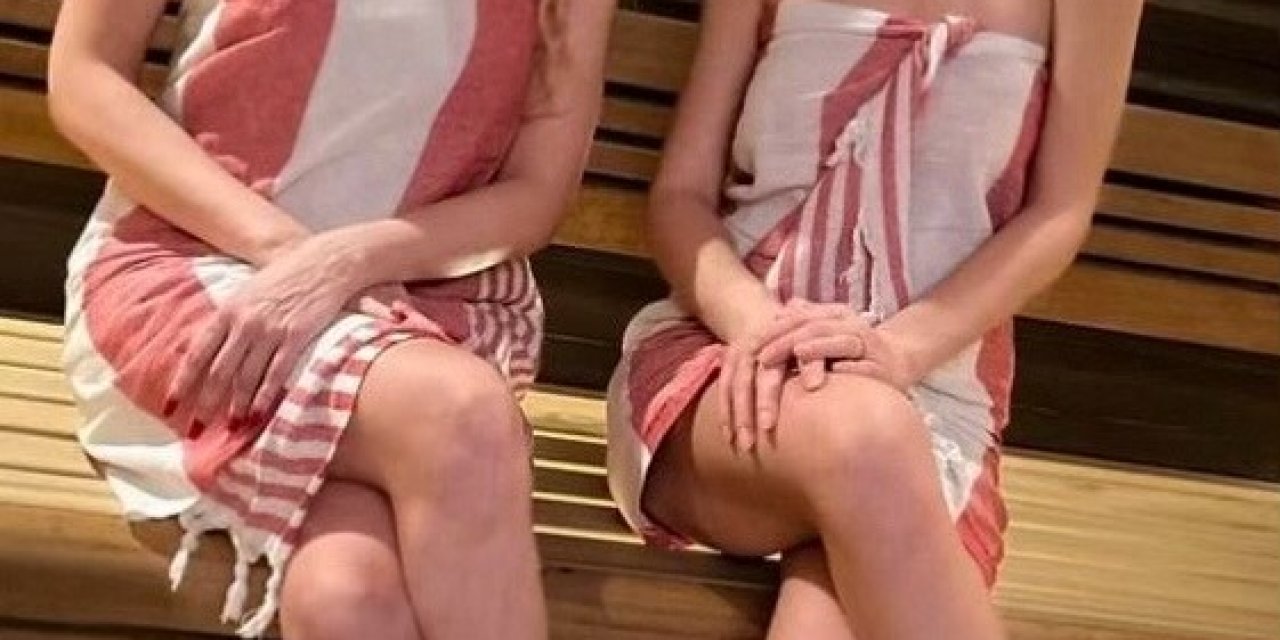 Senden Önce’den Yeni Tanıtım: Sinem Ünsal Ve Nilperi Şahinkaya Saunaya Girdi