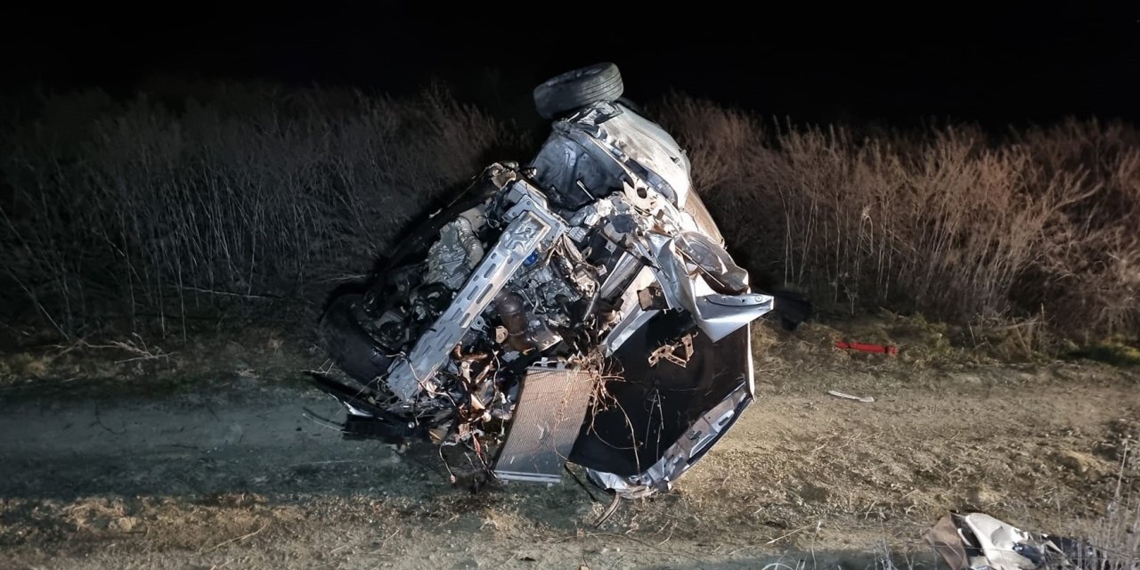 Asker Eğlencesi Dönüşü Kaza: 2 Ölü, 1 Yaralı