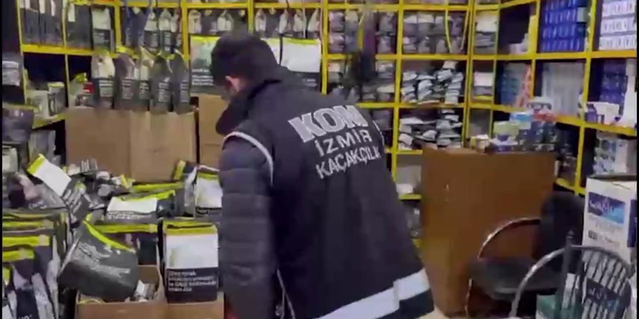 İzmir'deki Kaçakçılık Operasyonlarında 52 Gözaltı; 8,2 Milyon Tl'lik Vergi Kaybı Önlendi
