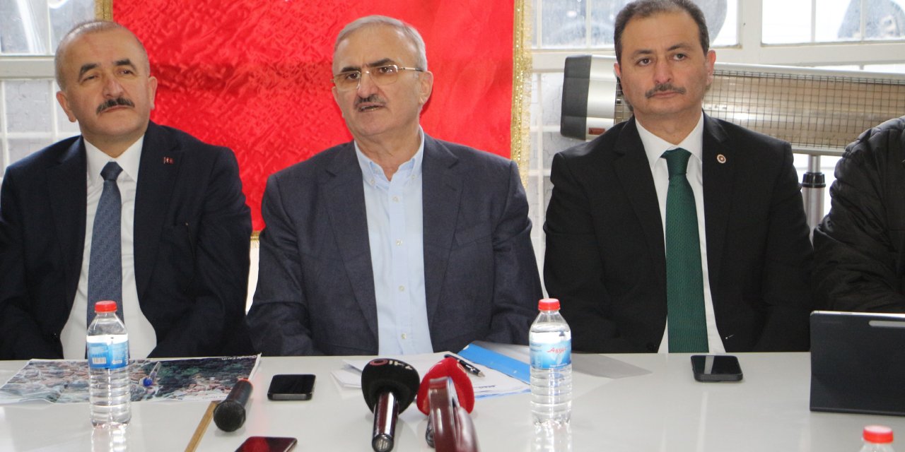 Tokat'ta Heyelanların Yaşandığı Köy, İkiye Ayrıldı (2)