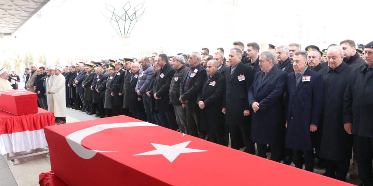 Şehit Pilotlar, Son Yolculuklarına Uğurlandı