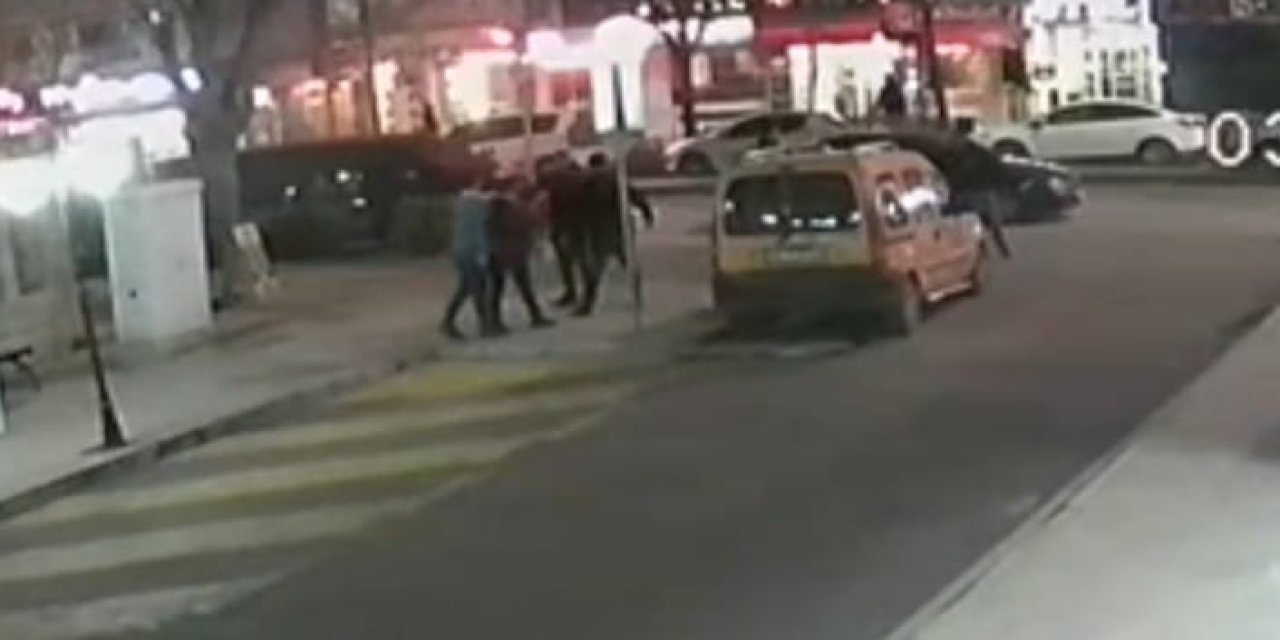 Bekçinin Kalbinden Bıçaklandığı Arbede Güvenlik Kamerasında