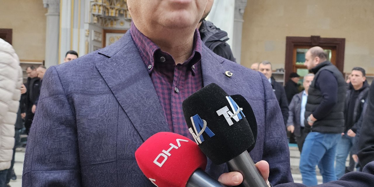 Adana'da Depremde Ölenler, Yıkılan Binaların Enkazının Kaldırıldığı Alanlarda Anıldı (3)