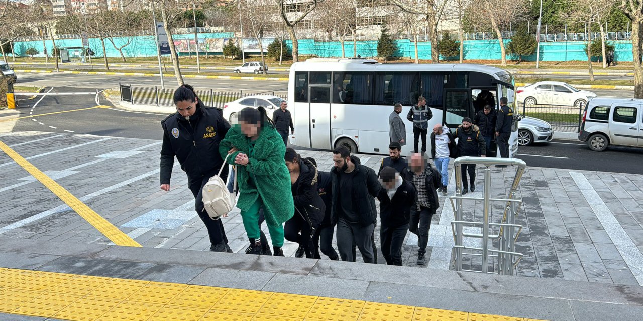 'Kafes-36' Operasyonunda Gözaltına Alınan 18 Kişiden 9'u Tutuklandı