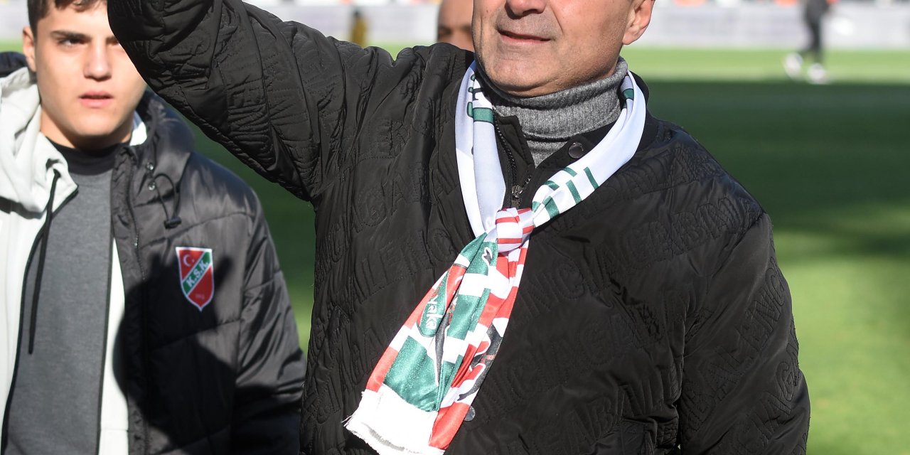 Karşıyaka'da Sözeri'nin Güveni Tam