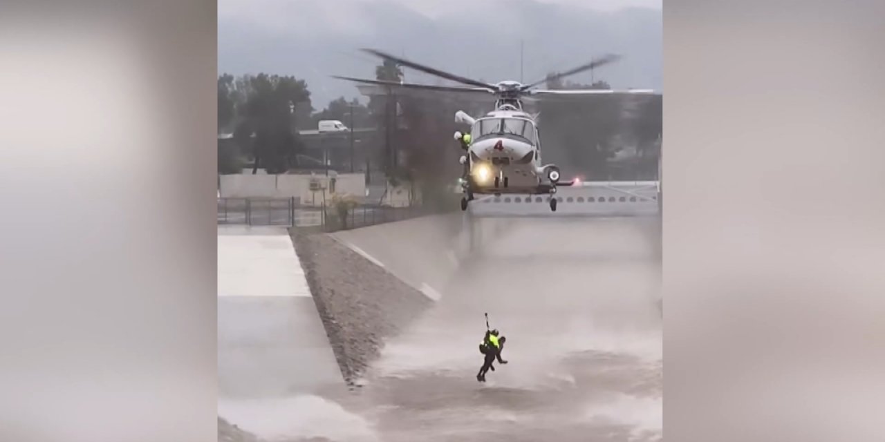 Köpeğinin Peşinden Kanala Atlayan Adam Helikopterle Kurtarıldı