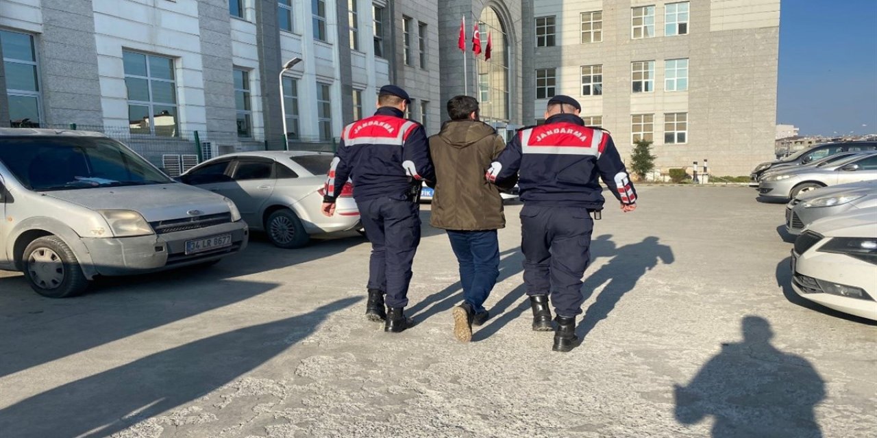 Cezaevinden Firar Eden Hükümlüye Uyuşturucu Satışı Yaparken Suçüstü