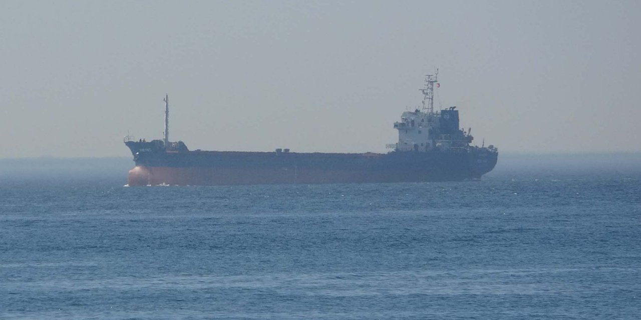 Çanakkale Boğazı'nda Dümen Arızası Yapan Gemi Kurtarıldı