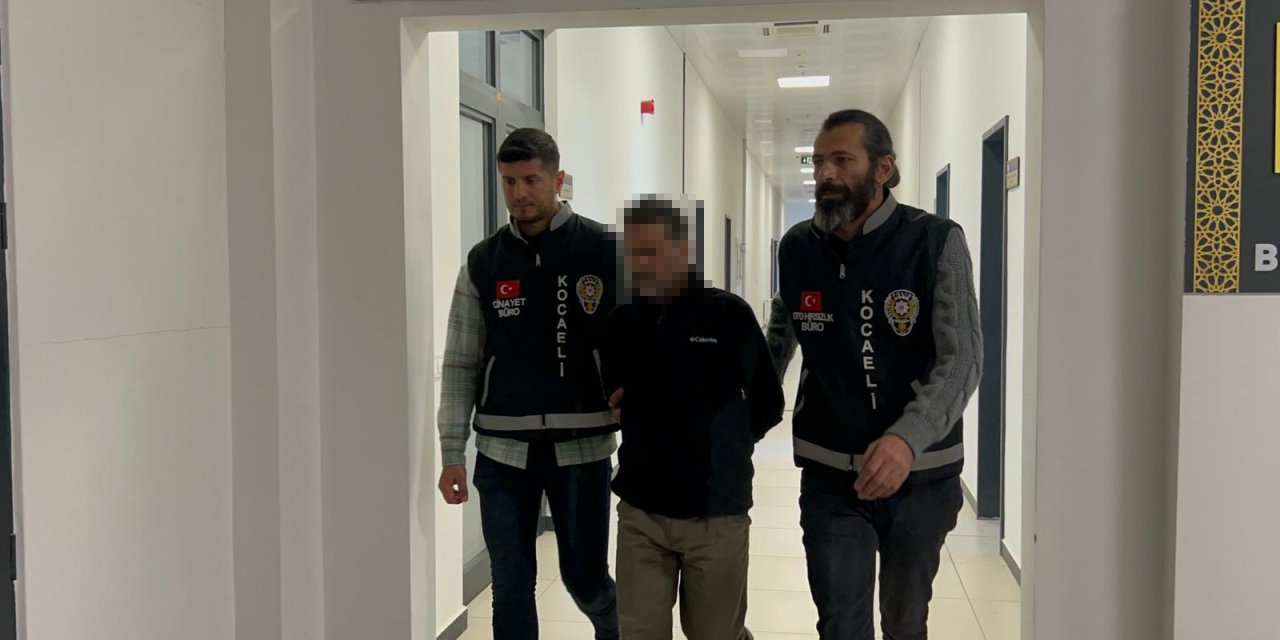 Çocuğunu Almak İçin Gittiği Okulda Bıçaklı Saldırıya Uğrayan Veli Öldü (2)