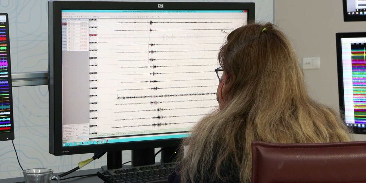 Kandilli Rasathanesi Müdürü Prof. Dr. Özener: Bu Coğrafyada 7'nin Üzerinde Bir Deprem Yaşayacağımız Açık