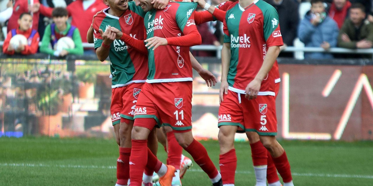 Karşıyaka'da Yasin Eve Döndü