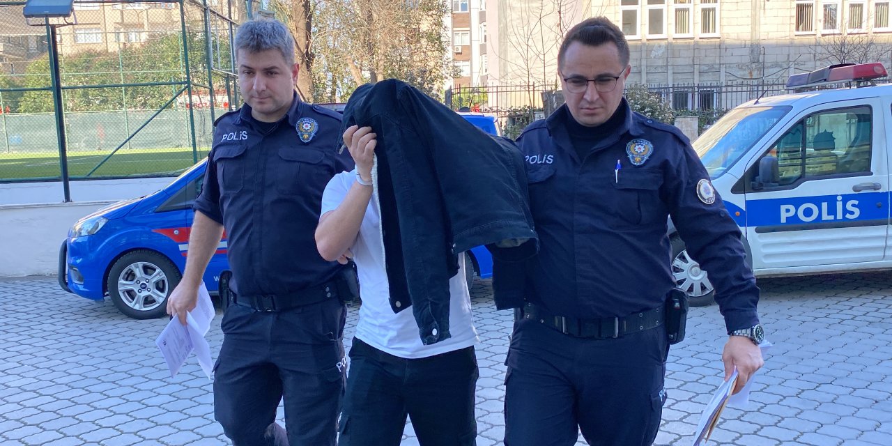 Husumetlisini Tüfekle Vurdu