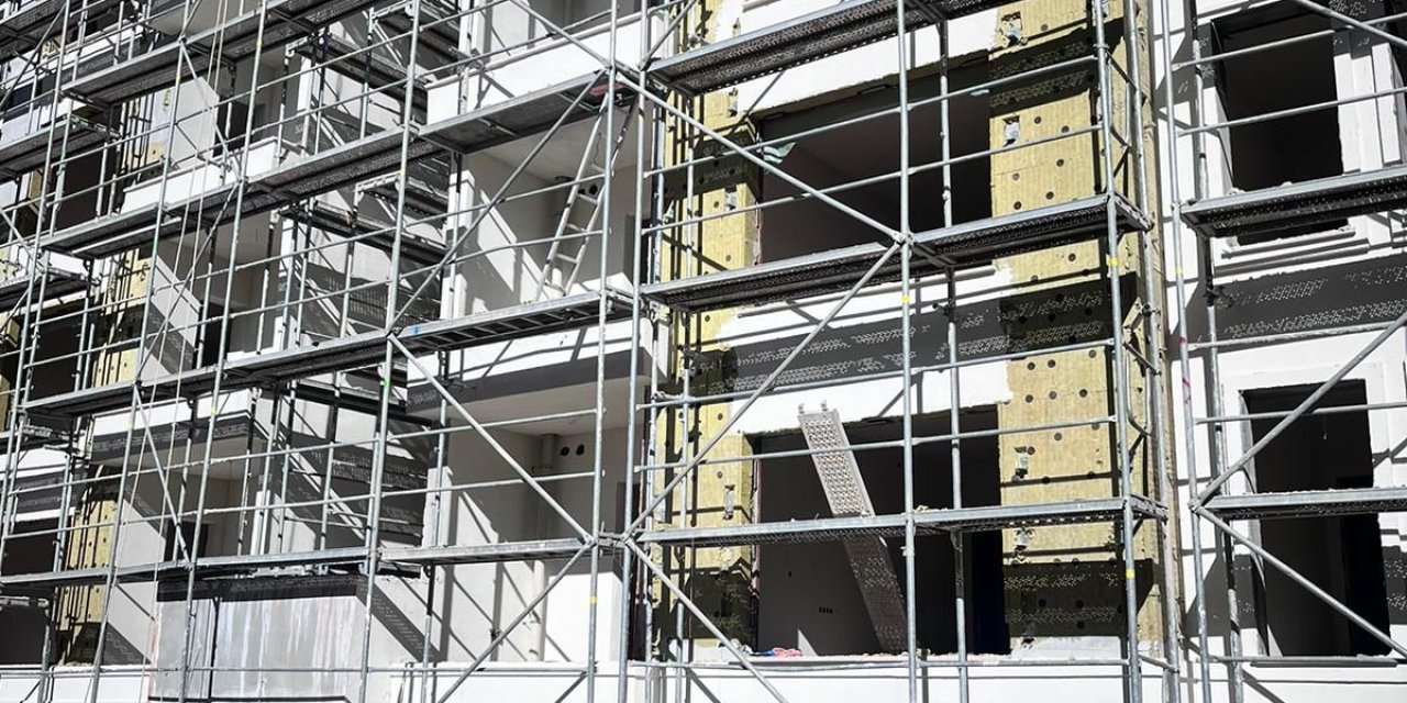 İnşaatın 6'ncı Katından Düşen İşçi Öldü