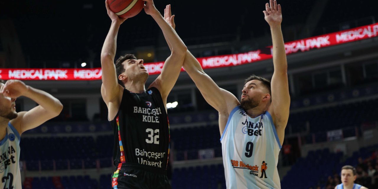 Bahçeşehir Koleji – Jonava: 119-79