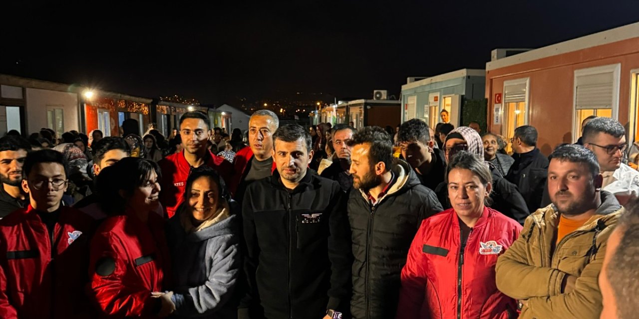 Bayraktar: Böyle Büyük Bir Felaketin Yaraları Kolay Sarılmıyor (3)