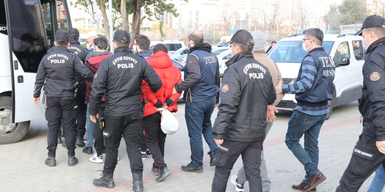 Mersin'de, Deaş Yapılanmasına Operasyon: 16 Gözaltı