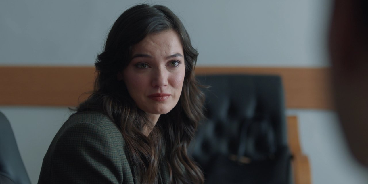 Yargı'dan Duygulandıran 'Köksüz Nilüfer' Sahnesi