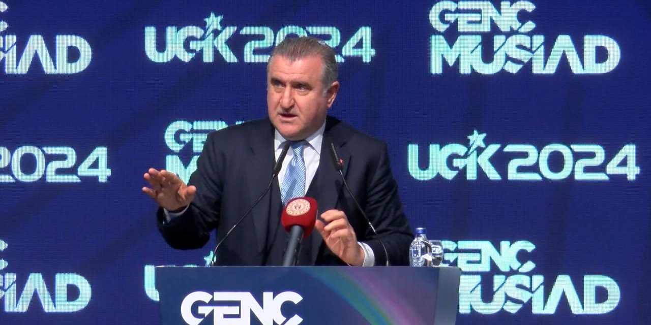 Bakan Osman Aşkın Bak: İnsana Gençlere Yatırım Yapın