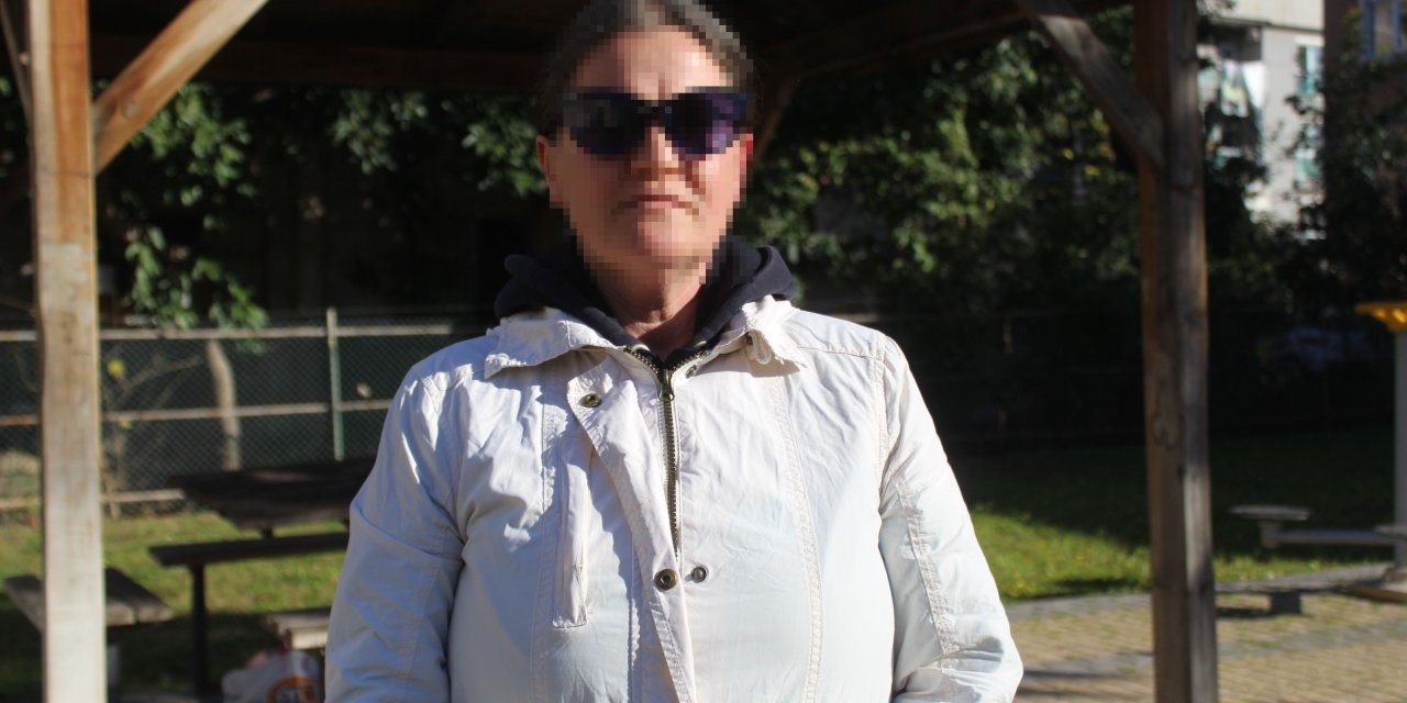 Teyzesinin 'çöp Ev'de Alıkoyduğu Cem Muhammet'in Kafasına Çekiçle Vurup, Şişe Kırmışlar