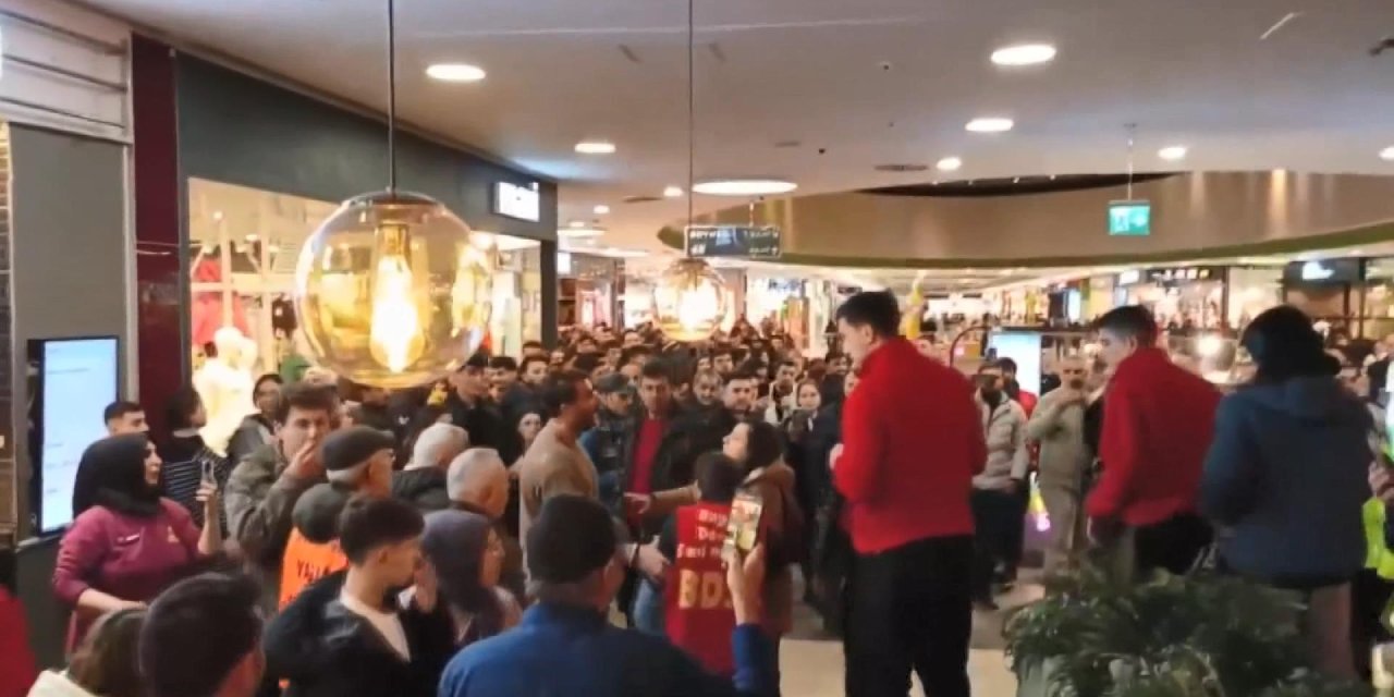 Esenyurt'ta Avm'deki Eylemde 4 Kişi Gözaltına Alındı