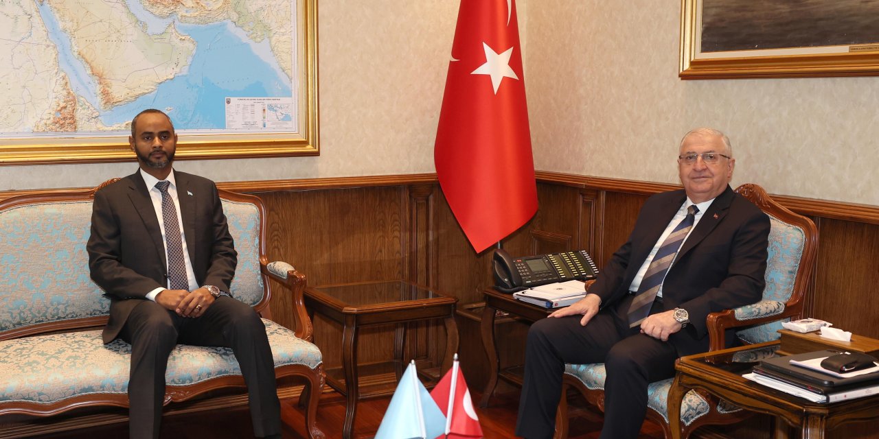 Bakan Güler, Somali Savunma Bakanı Muhammed Nur İle Görüştü (2)