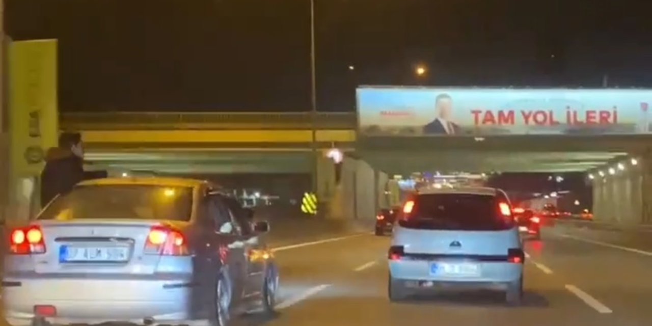 Kadıköy'de Makas Atarak İlerleyen Trafik Magandalarına Ceza Yağdı