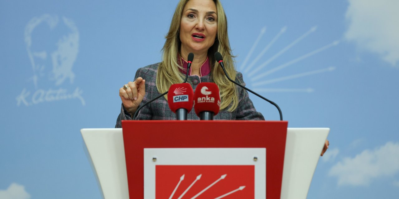 Chp'li Nazlıaka: Medeni Kanun Üzerinde Virgül Oynatmalarına İzin Vermeyeceğiz