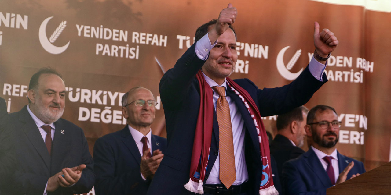 Yeniden Refah Partisi Genel Başkanı Erbakan, Trabzon'da konuştu: