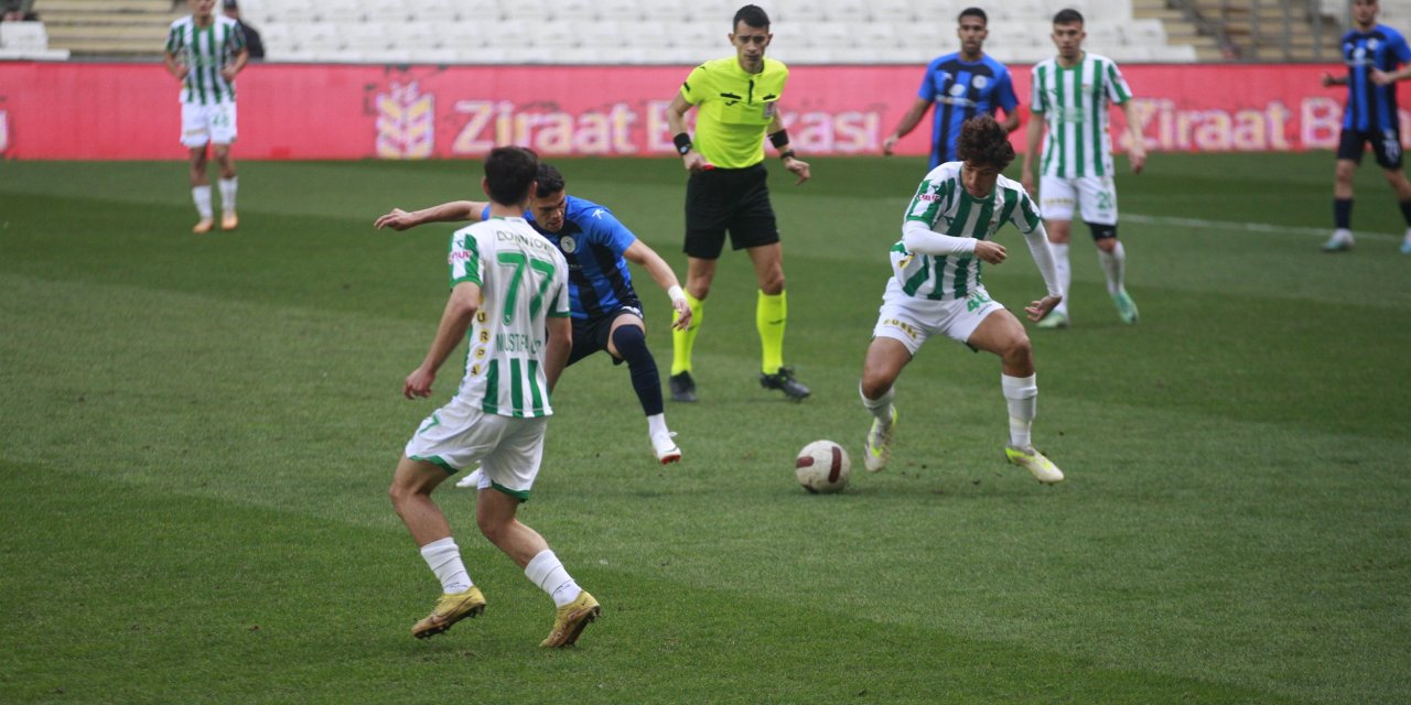 Bursaspor - Beyoğlu Yeni Çarşı: 1-1
