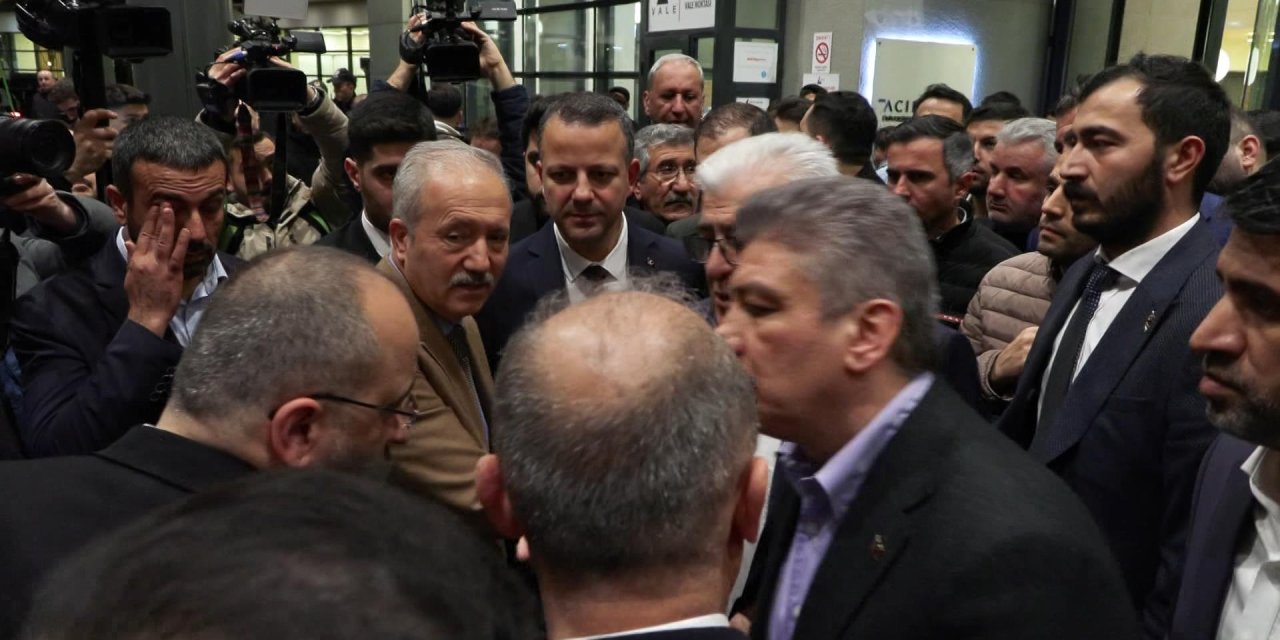 Aziz Yeniay Saldırıda Yaralanan Kadını Ziyaret Etti