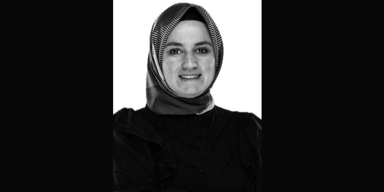 Ak Parti İstanbul İl Kadın Kolları Başkan Yardımcısı Kazada Hayatını Kaybetti