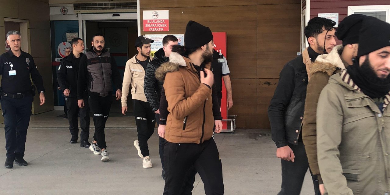 Bursa'da 12 Kaçak Göçmen Yakalandı