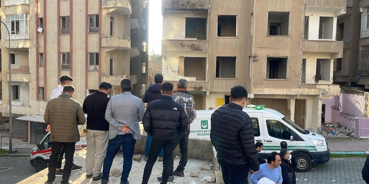 Metruk Binada Kadın Cesedi Bulundu