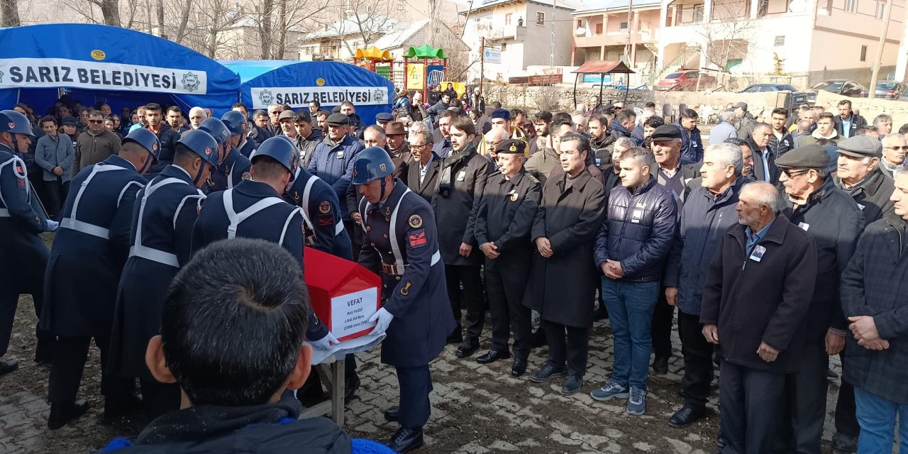 Göreve Çıkarken Kalp Krizi Geçiren Karakol Komutanı Hayatını Kaybetti (2)