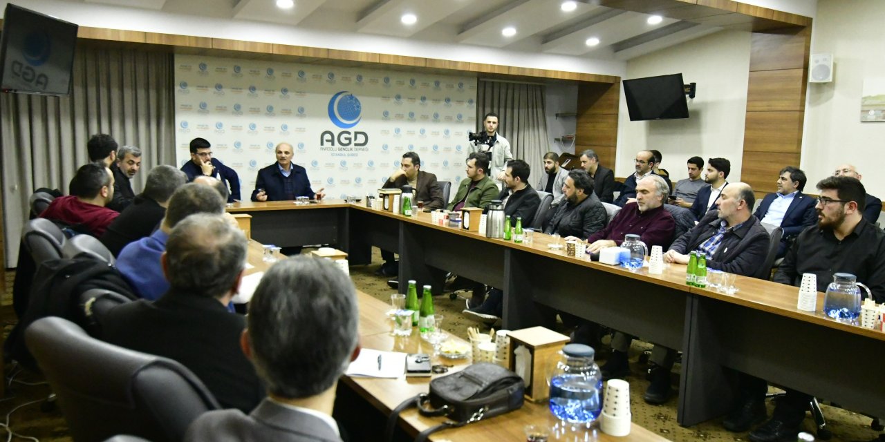 Saadet Partisi İbb Başkan Adayı Birol Aydın, Anadolu Gençlik Derneği’ni Ziyaret Etti