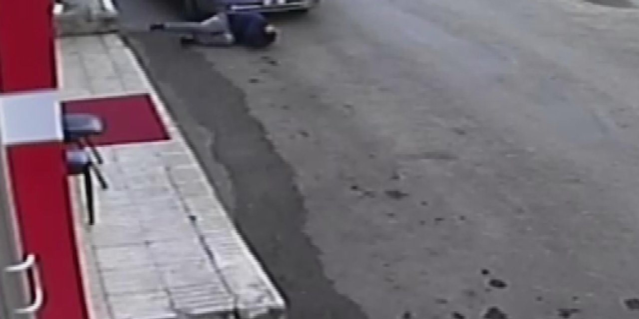 Husumetlisini Silahla Yaraladı, O Anlar Güvenlik Kamerasına Yansıdı