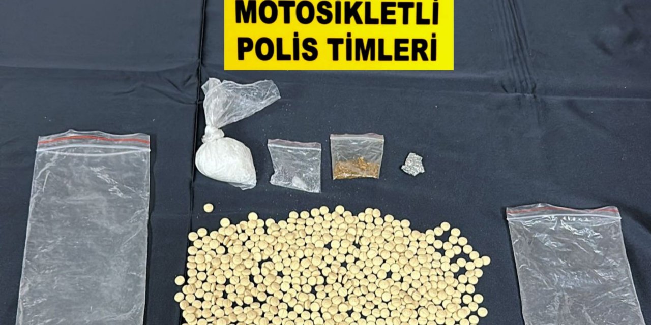 Otomobilinde Uyuşturucuyla Yakalanan Şüpheli Tutuklandı