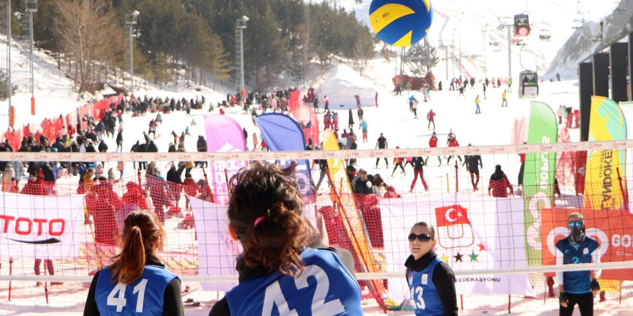 Palandöken'de Spor Ve Eğlence İç İçe