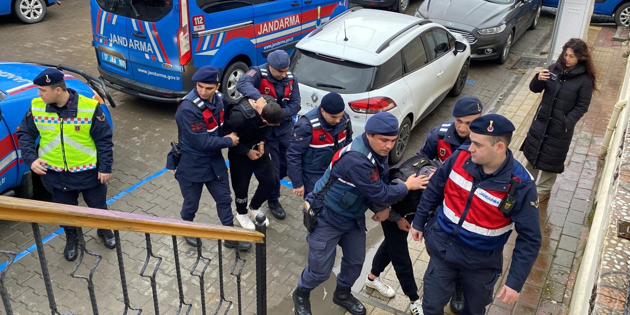 Çanakkale'de 2 Motosikletlinin Öldüğü Silahlı Saldırıda, 5 Şüpheli Adliyede