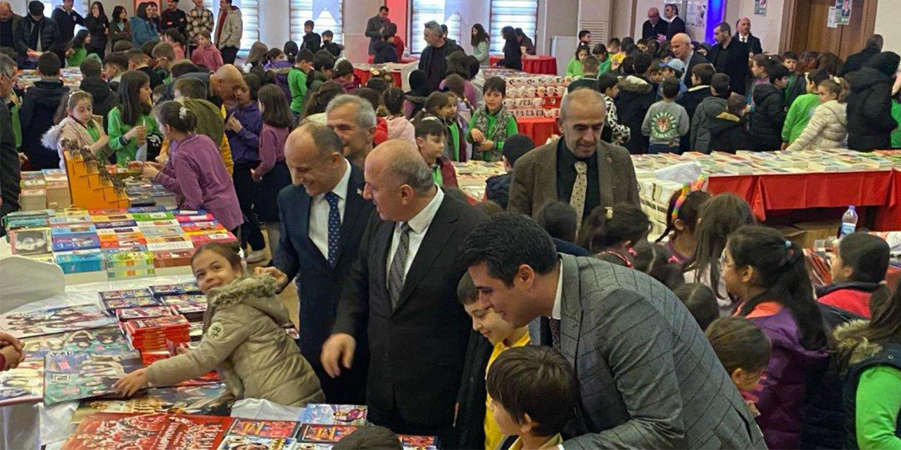 Çayeli Belediyesi Kitap Günleri Etkinliği başladı