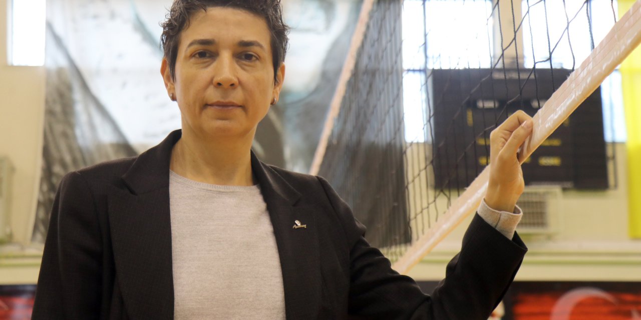 Prof. Dr. Özbar, Paris Olimpiyatları'na Avrupa'dan Çağırılan Tek Kadın Voleybol Hakemi Oldu