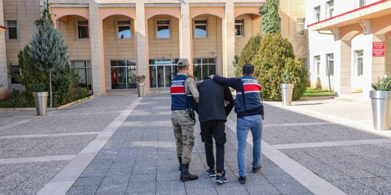 Siirt'te Terör Şüphelisi Sahte Kimlikle Yakalandı