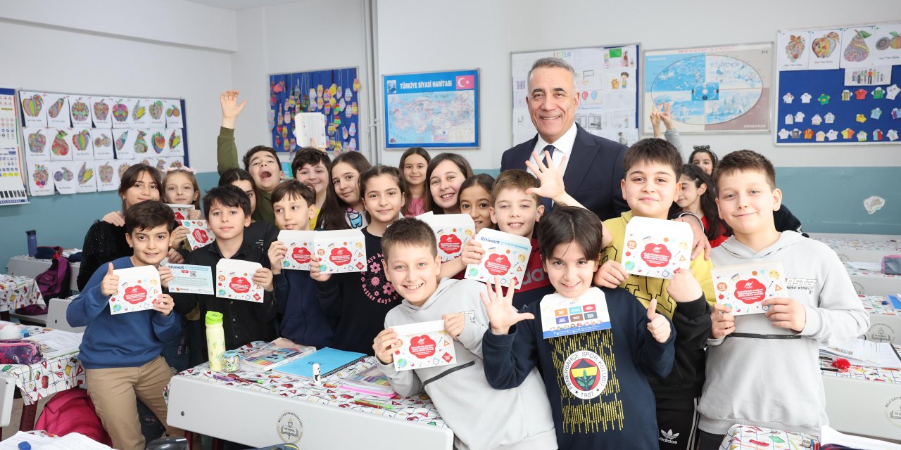 Sultangazi Belediyesi İlkokul Öğrencilerine Ritimus Üyeliği Hediye Ediyor