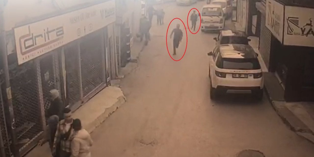 Eski Eşinin Yanında Gördüğü Erkeği Silahla Kovalayıp, Sığındığı Fırında Rehin Aldı