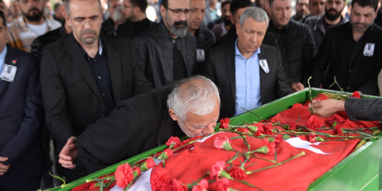 Adana Büyükşehir Belediye Başkanı Karalar'ın Özel Kalem Müdür Vekili İçin Tören Düzenlendi (3)