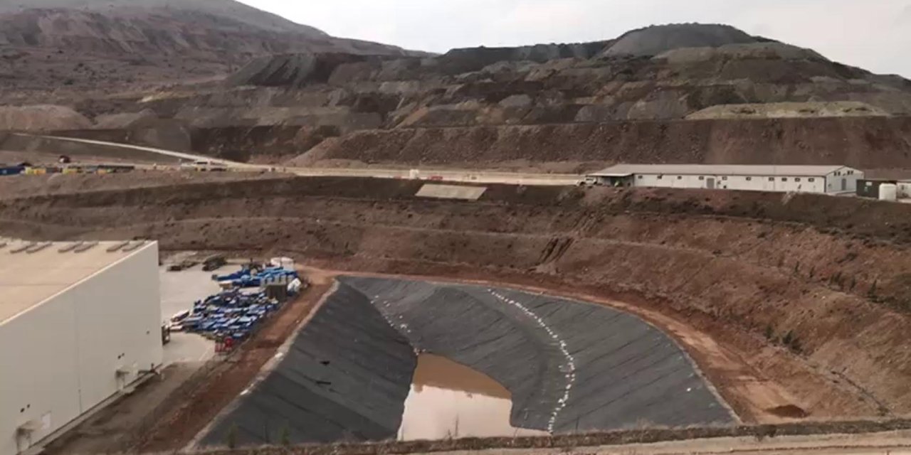 Altın Madeni Sahasında Toprak Kayması: 9 İşçi Kayıp (7)- Yeniden