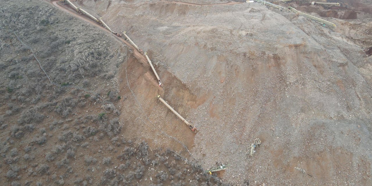 Maden Sahasında Toprak Altında Kalan 9 İşçiyi Arama Çalışmalarında 2’nci Gün