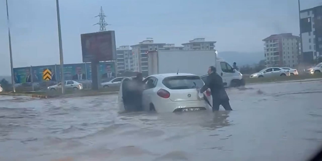 Şanlıurfa'da Sağanak Etkili Oldu